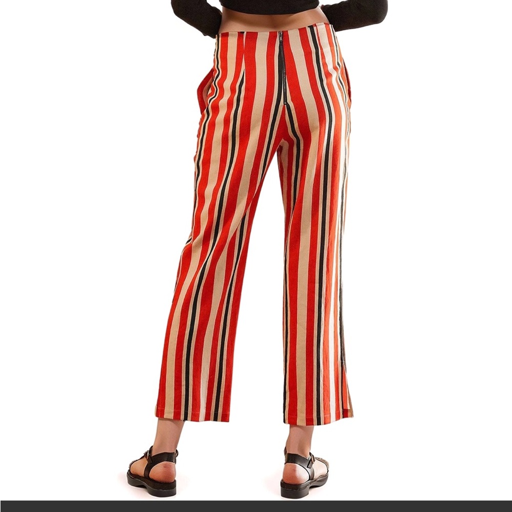 Vibrant Striped Women's Cropped Pants
